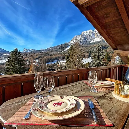 Attico Con Vista Sulle Tofane Cortina dʼAmpezzo